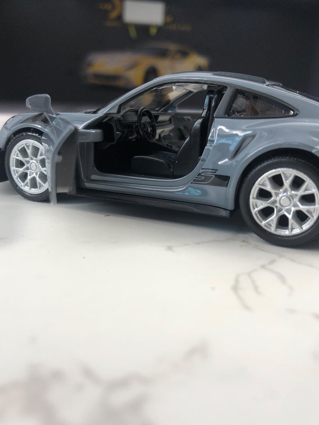 1:36 Porsche 911 GT3 RS 2023 Diecast Model
