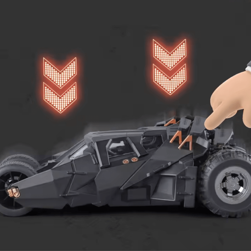 1:18 Batman Batmobile Tumbler | Premium Alloy Die-cast Model | KAIKAMFUNG