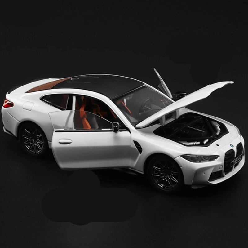 1/24 Scale BMW M4 G82 Alloy Model Car | Premium Alloy | KAIKAMFUNG