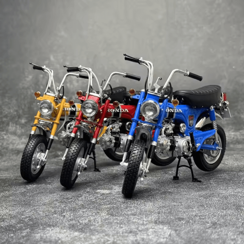 1/10 Scale DAX Honda ST50 1969 Die-cast Model | Premium Alloy Die-cast Model | KAIKAMFUNG