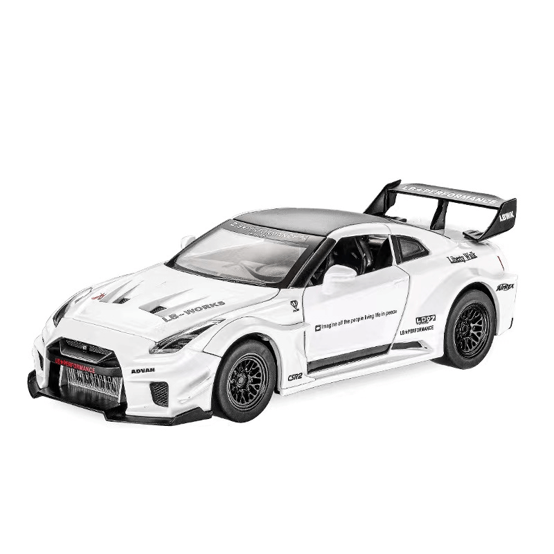 1/32 Scale Nissan GT-R Die-cast Model Car | Premium Alloy | KAIKAMFUNG