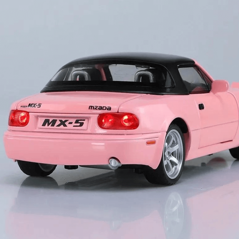 1/32 Scale Mazda MX-5 Die-cast Model Car | Premium Alloy | KAIKAMFUNG