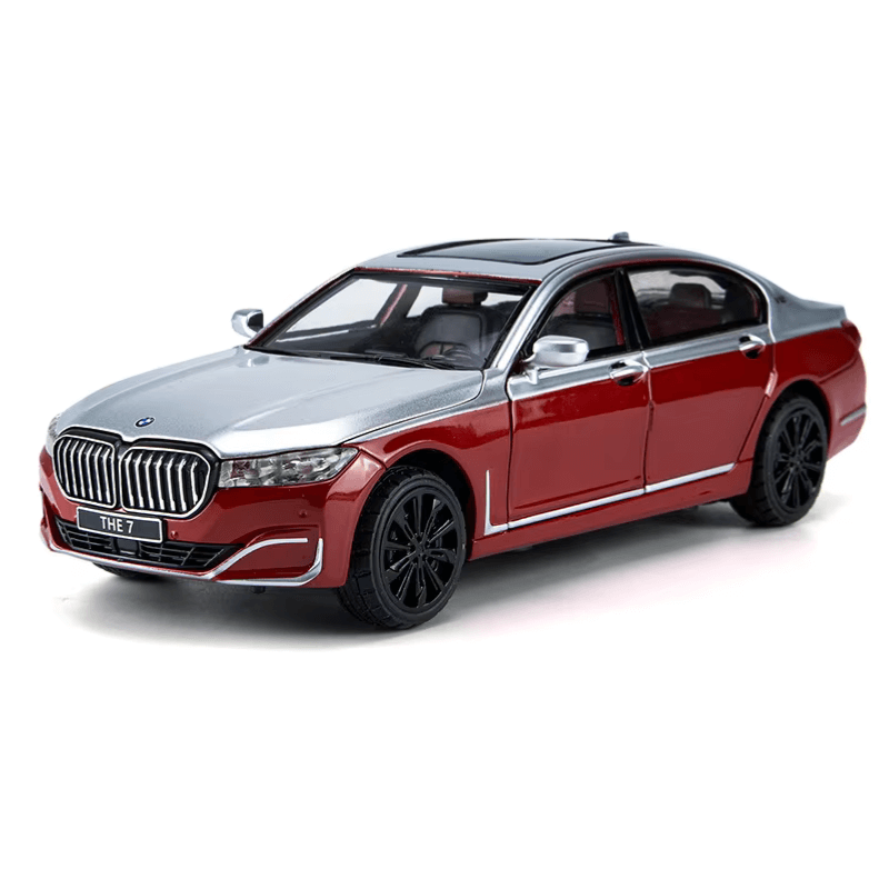 1/24 Scale BMW 7 Series Die-cast Model Car | Premium Alloy | KAIKAMFUNG