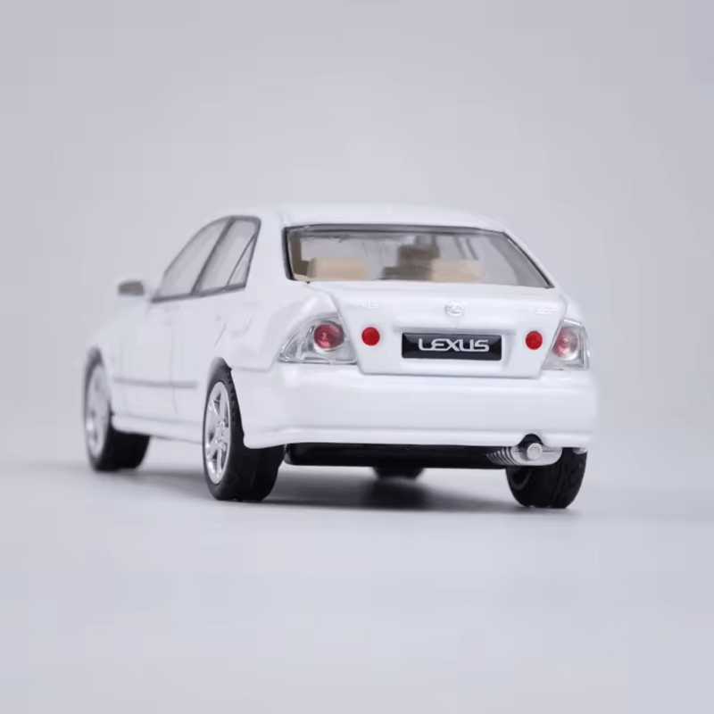 1/64 Scale Lexus IS300 Die-cast Model Car | Premium Alloy | KAIKAMFUNG
