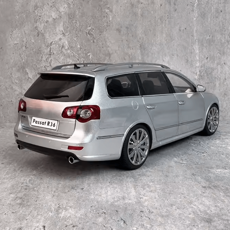 1/18 Scale Passat Estate R36 Die-cast Model C... | Premium Alloy | KAIKAMFUNG