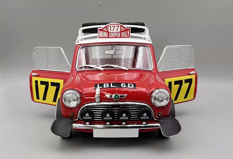 1:18 Mini Cooper S #177, 1967 Monte Carlo Rally Diecast Model Car