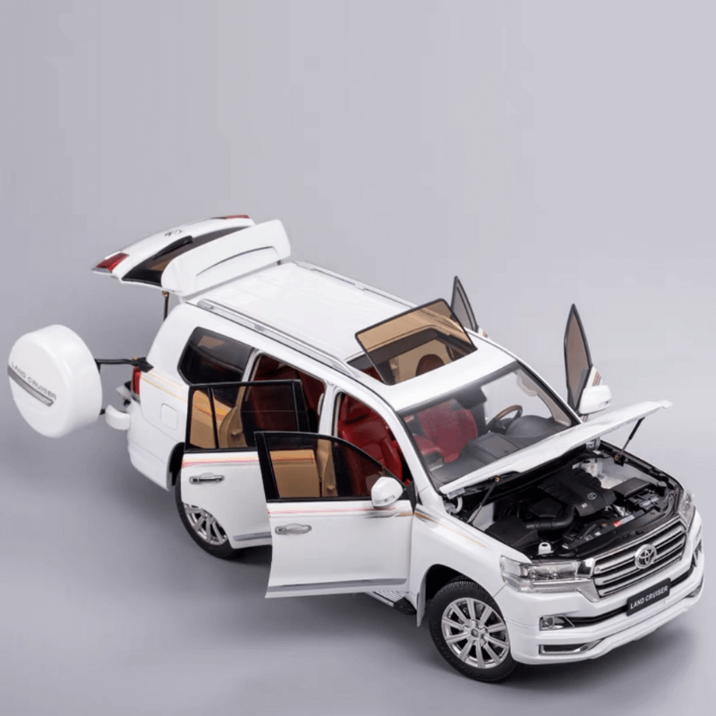 1/18 Scale Land Cruiser Die-cast Model | Premium Alloy | KAIKAMFUNG