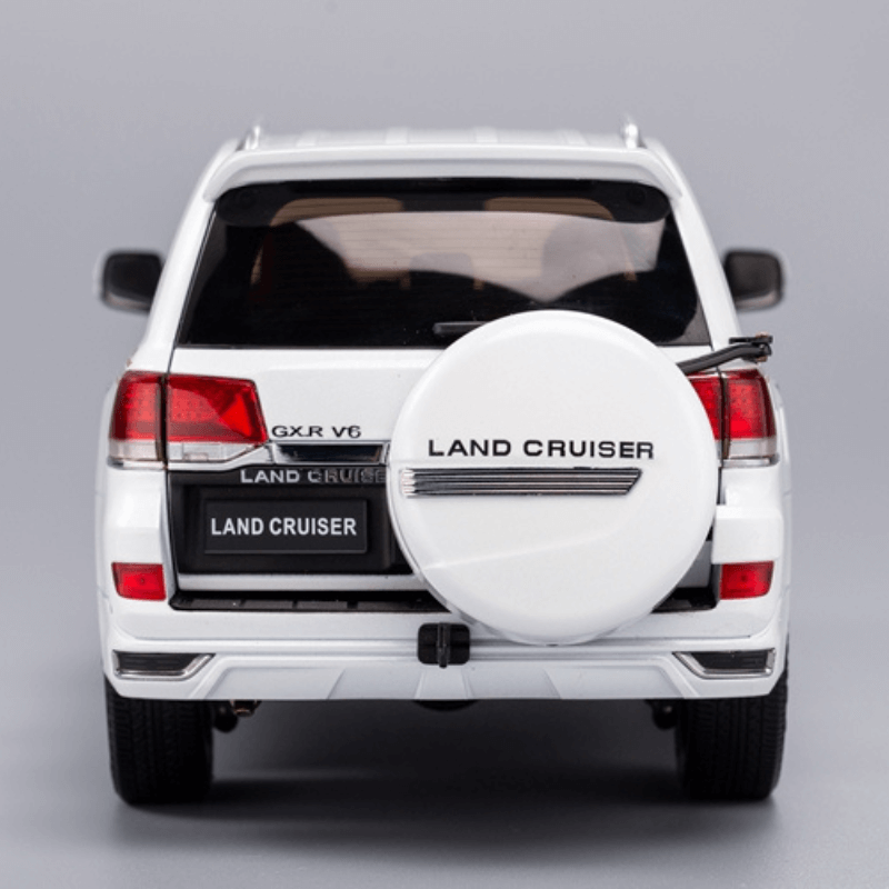 1/18 Scale Land Cruiser Die-cast Model | Premium Alloy | KAIKAMFUNG