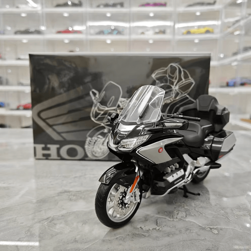 1/12 Scale Honda Goldwing Die-cast Model | Premium Alloy | KAIKAMFUNG