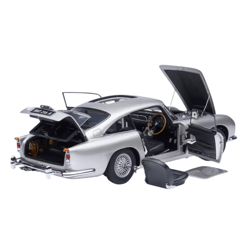 1:64 Cadillac Escalade | Premium Alloy Die-cast Model | KAIKAMFUNG