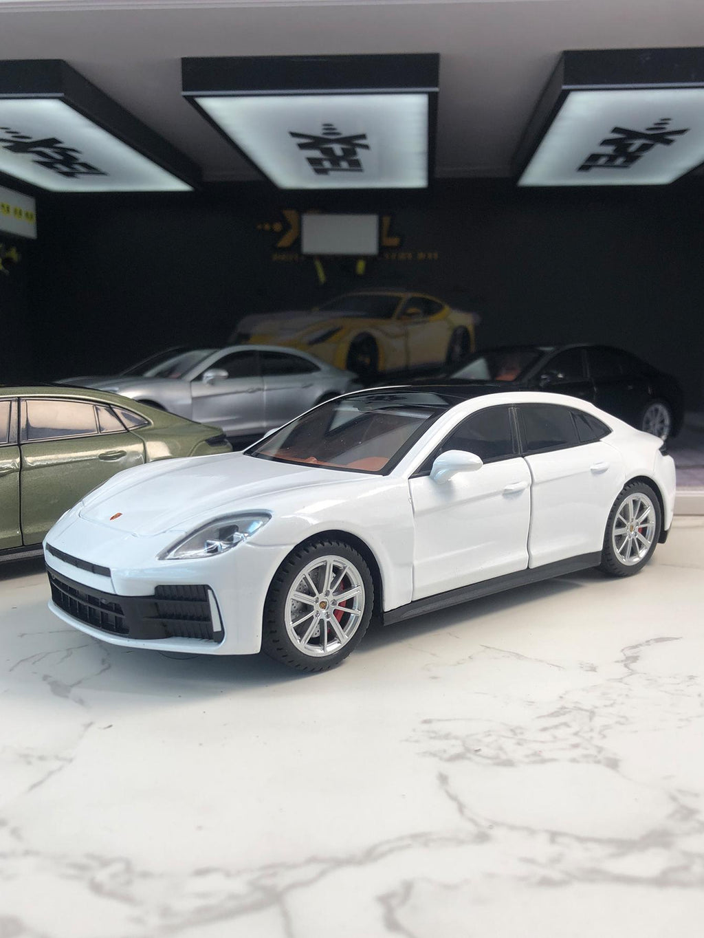 Porsche Panamera Diecast Model, 1:24 Scale Luxury Sport Sedan Desk Decor