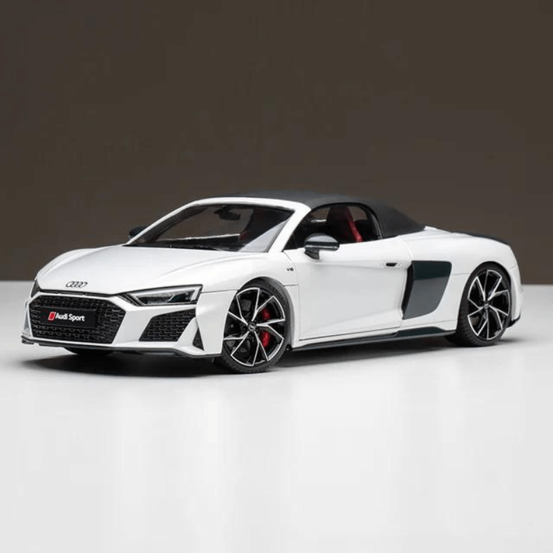 1/18 Scale AUDI R8 Die-cast Model Car | Premium Alloy | KAIKAMFUNG