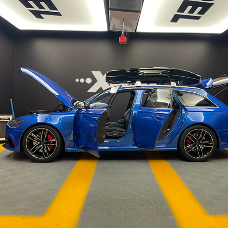1/18 Scale RS6 C7 Die-cast Model Car | Premium Alloy | KAIKAMFUNG