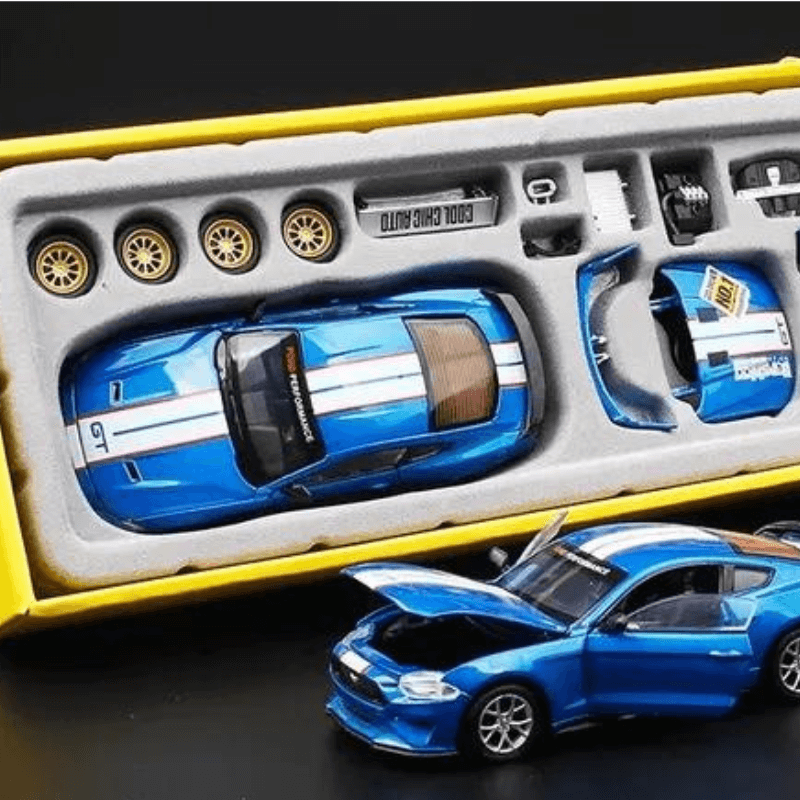 1/42 Scale Ford Mustang Die-cast Model Car | Premium Alloy | KAIKAMFUNG