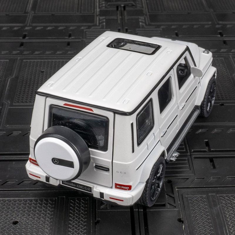 1:32 Mercedes-Benz AMG G63 Alloy Car Model