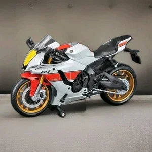 1:6 Yamaha R1M R1250GS | KAIKAMFUNG Real Image