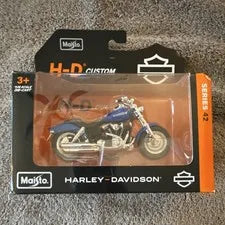 1:18 Harley 2009 Fat Bob | KAIKAMFUNG Real Image