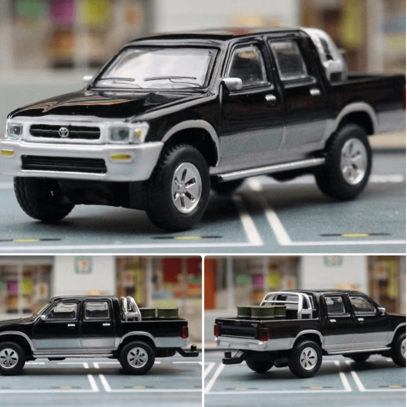 1/64 Scale TOYOTA Hilux Model Car | Premium Alloy | KAIKAMFUNG