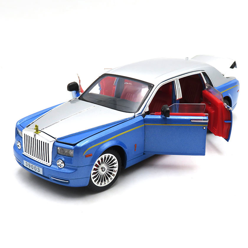 1:18 Lincoln Town Car | Premium Alloy Die-cast Model | KAIKAMFUNG