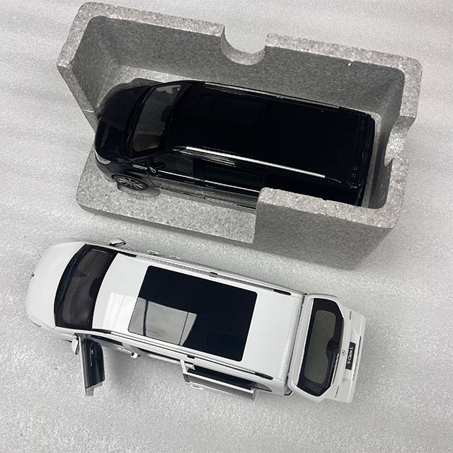 1:24 Mercedes-Benz Maybach VITO VS680 | Premium Alloy Die-cast Model | KAIKAMFUNG