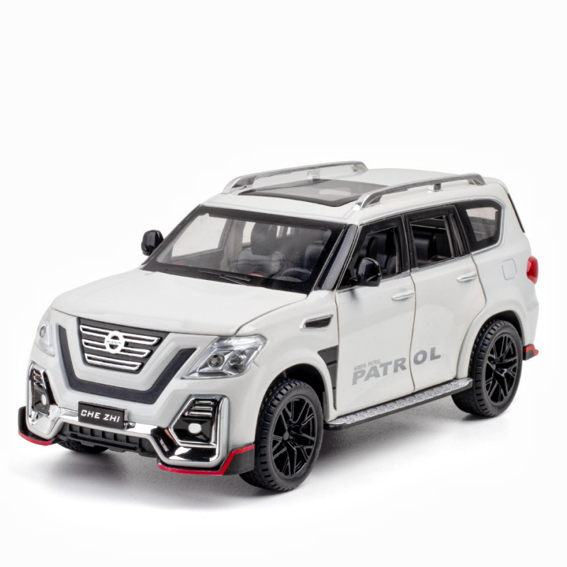 1:32 Nissan Patrol | Premium Alloy Die-cast Model | KAIKAMFUNG