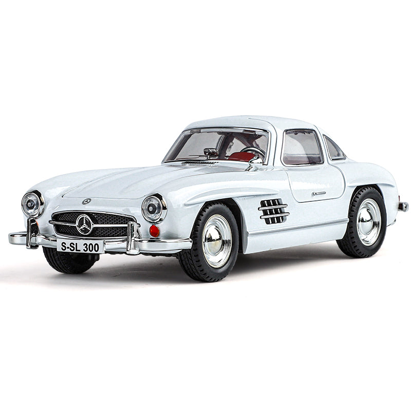 1:36 Mercedes-Benz AMG GTS | Premium Alloy Die-cast Model | KAIKAMFUNG