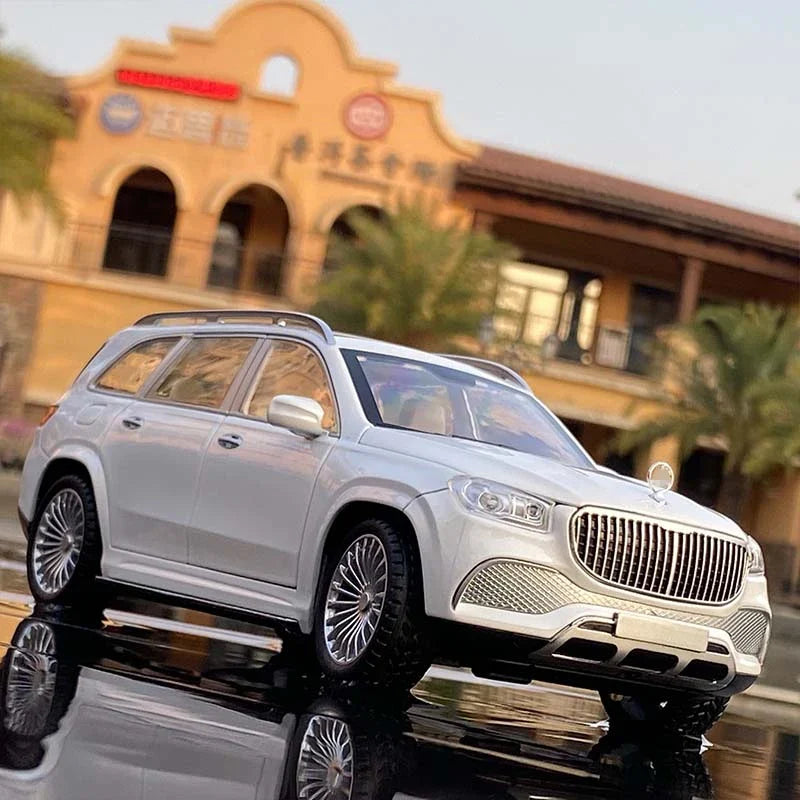 1:24 Mercedes Benz Maybach GLS600