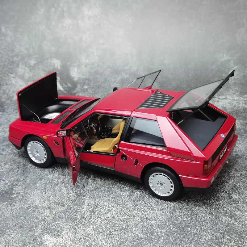 1:18 Lancia Delta S4 1985