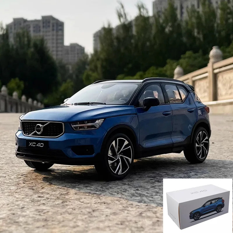 1:18 2023 Volvo XC40