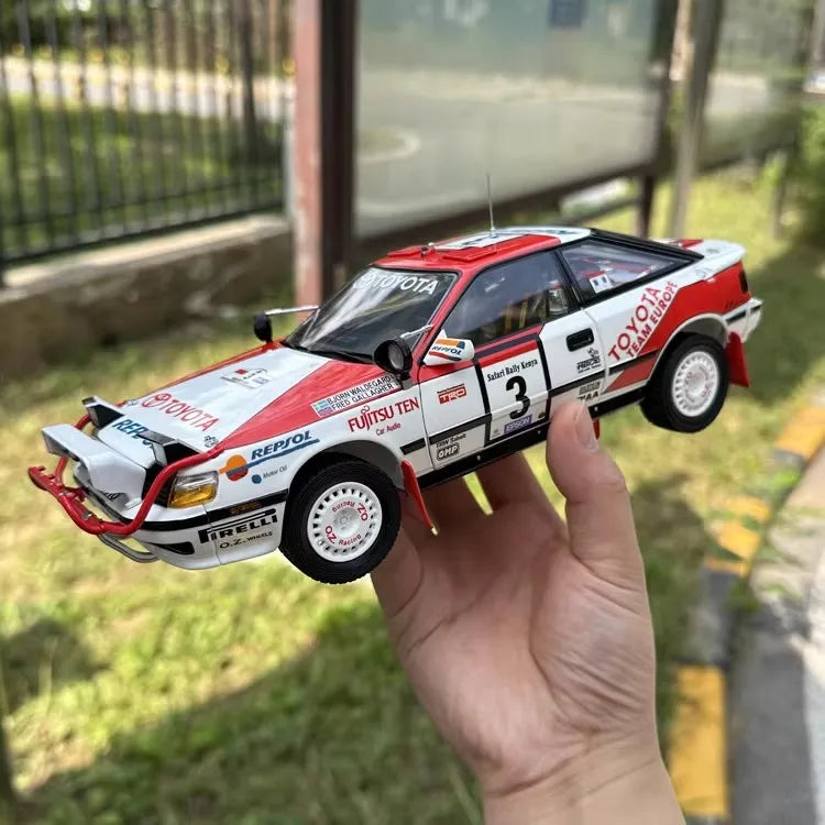 1:18 Lancia Delta HF Martini painted