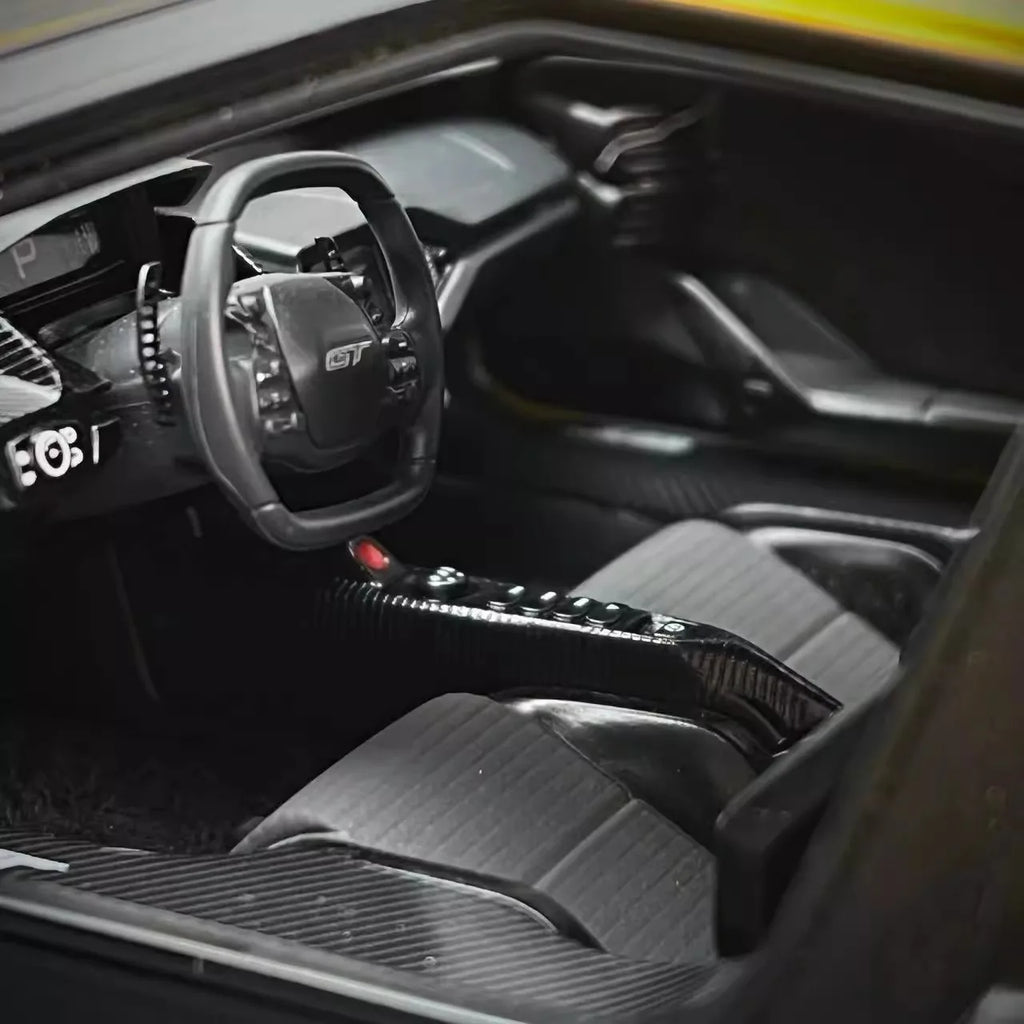 1:18  FORD GT 2017