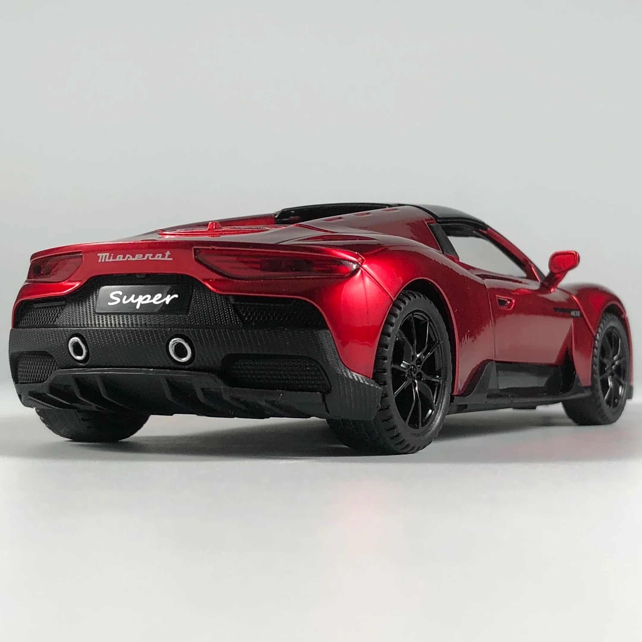 1:32 Maserati MC20