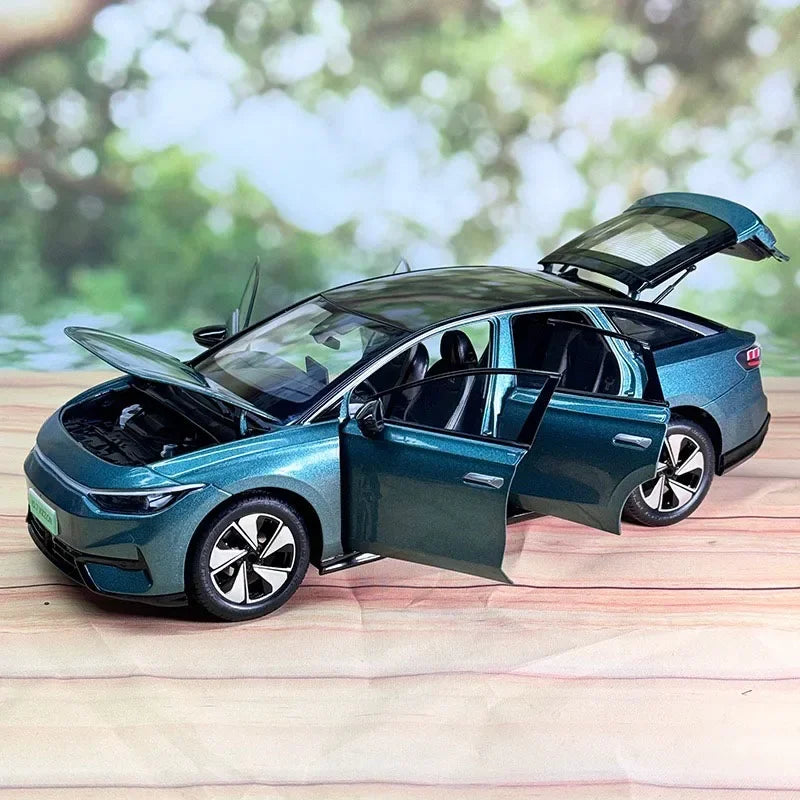 VV ID.7 VIZZION Diecast 1:18 Scale New Energy Pure Electric Coupe Alloy Car Model Souvenir Display Ornaments Collection