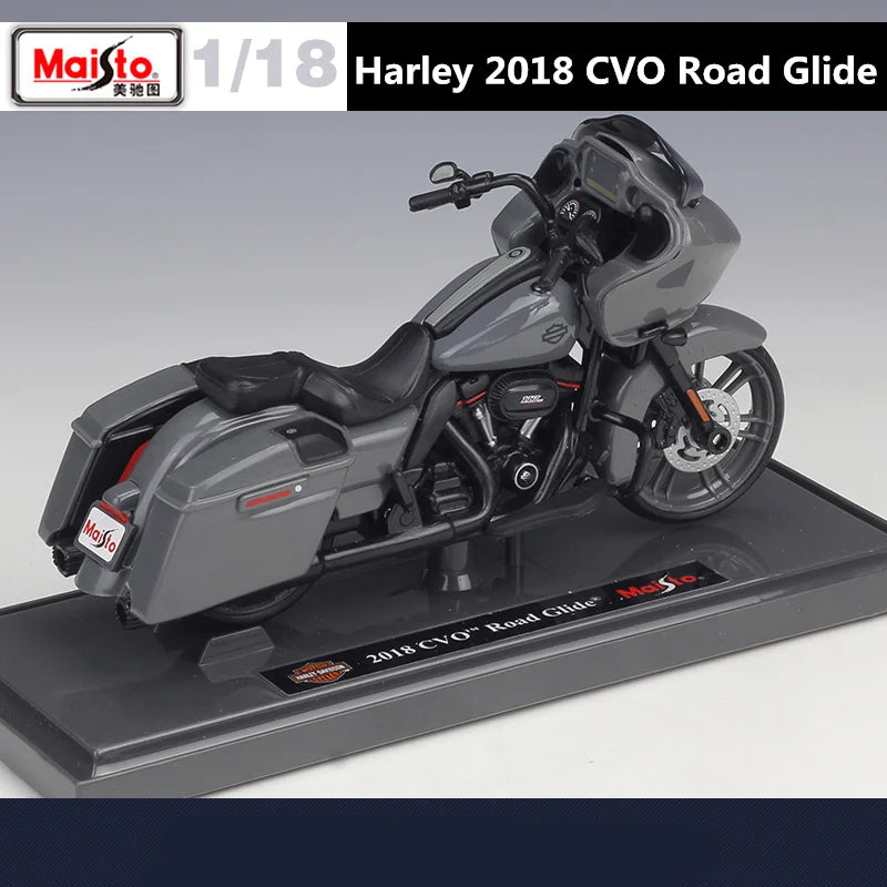 1:18 Harley CVO Road Glide 2018