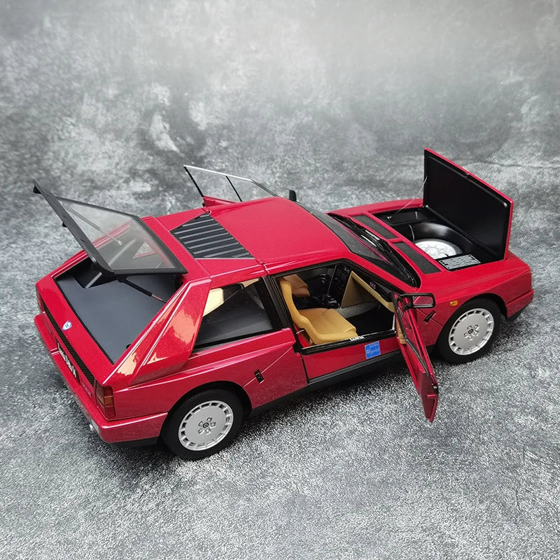 1:18 Lancia Delta S4 1985
