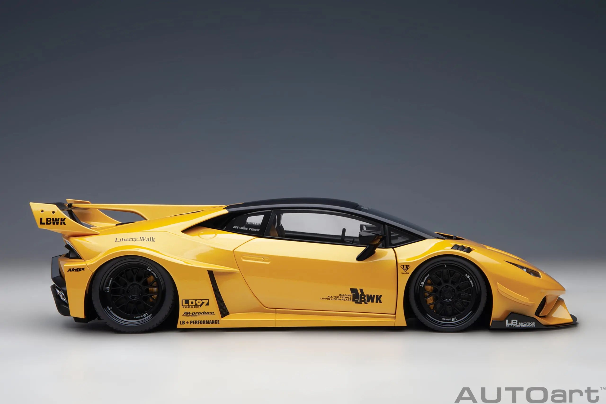 1:18 Lamborghini HURACAN GT