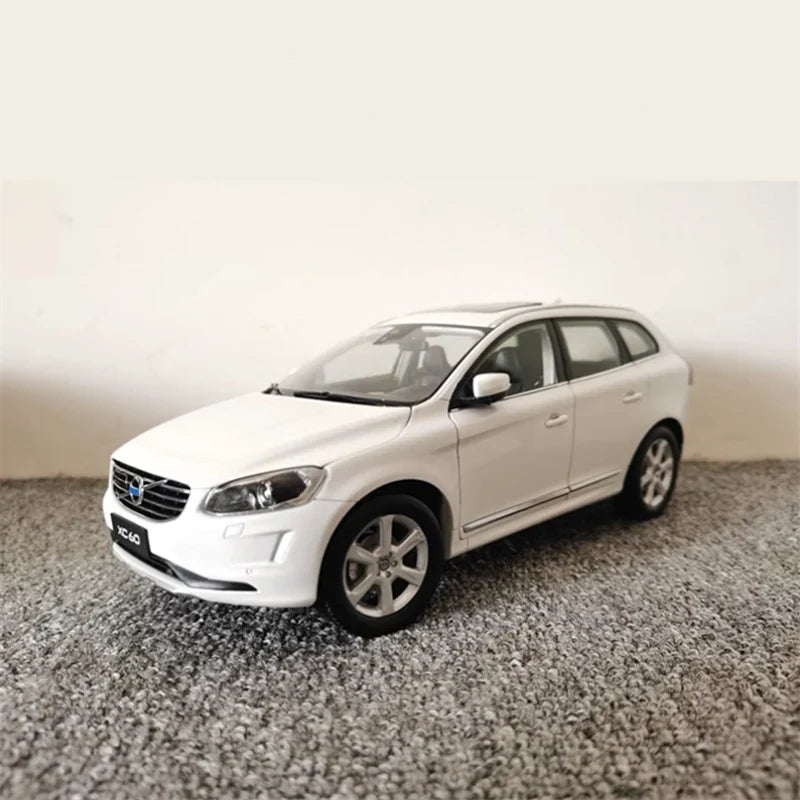1:18 Volvo XC60 2015