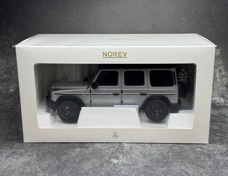 1:18 Mercedes-Benz G500