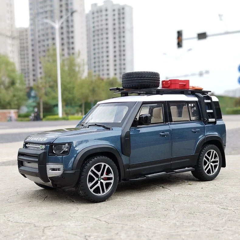 1:24 Range Rover Defender | Premium Alloy Die-cast Model | KAIKAMFUNG
