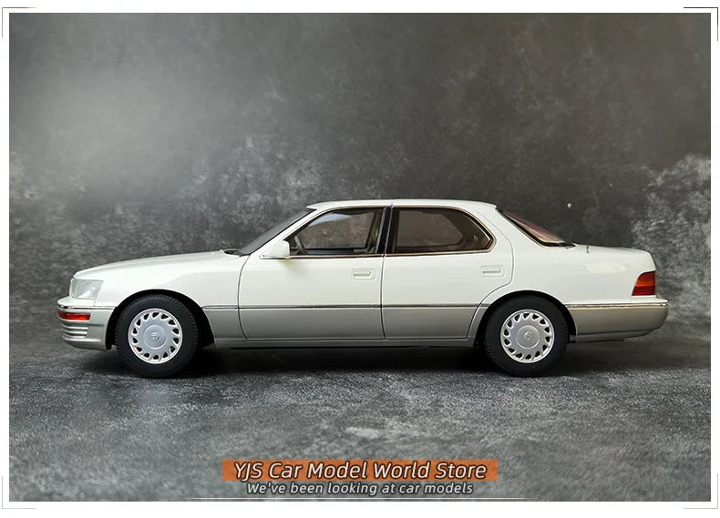 1:18 Lexus LS400