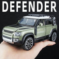 1:32 Range Rover Defender 110