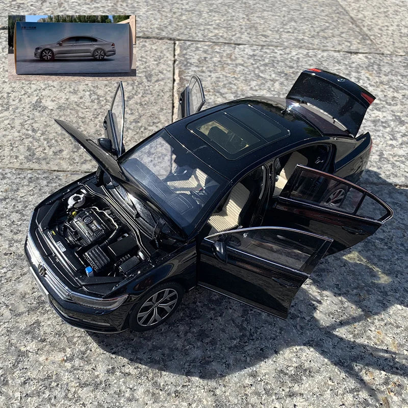 1:18 2017 Volkswagen Magotan B8