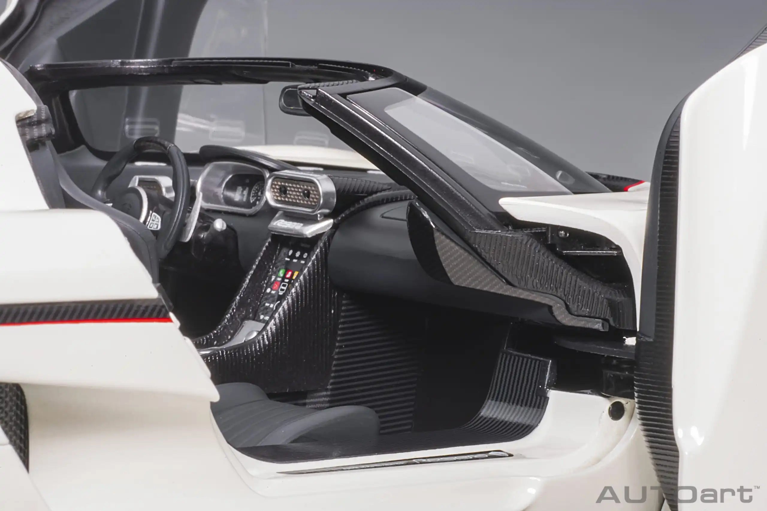 1:18 Koenigsegg Regera