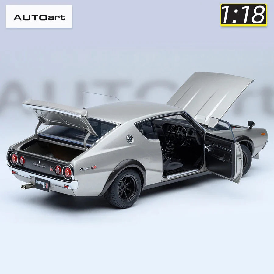 1:18  Nissan Skyline 2000 GT-R (KPGC110)