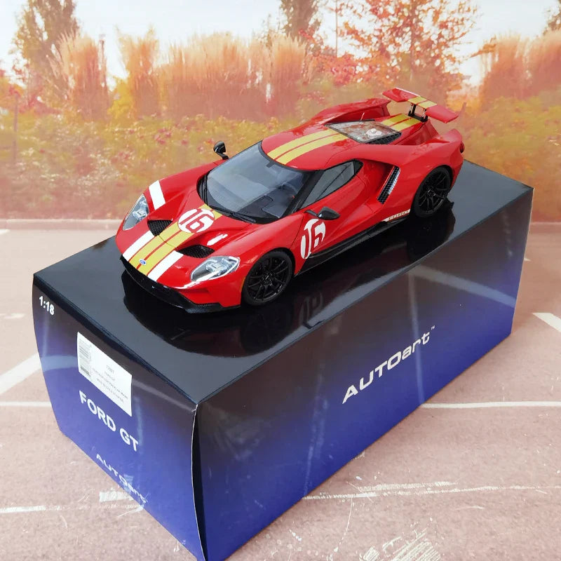 1:18 FORD GT FORD HERITAGE EDITION