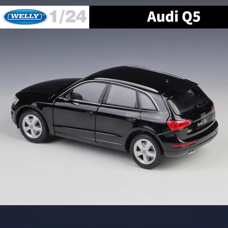 1:24 AUDI Q5