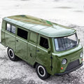 1:18 UAZ Traveler Van