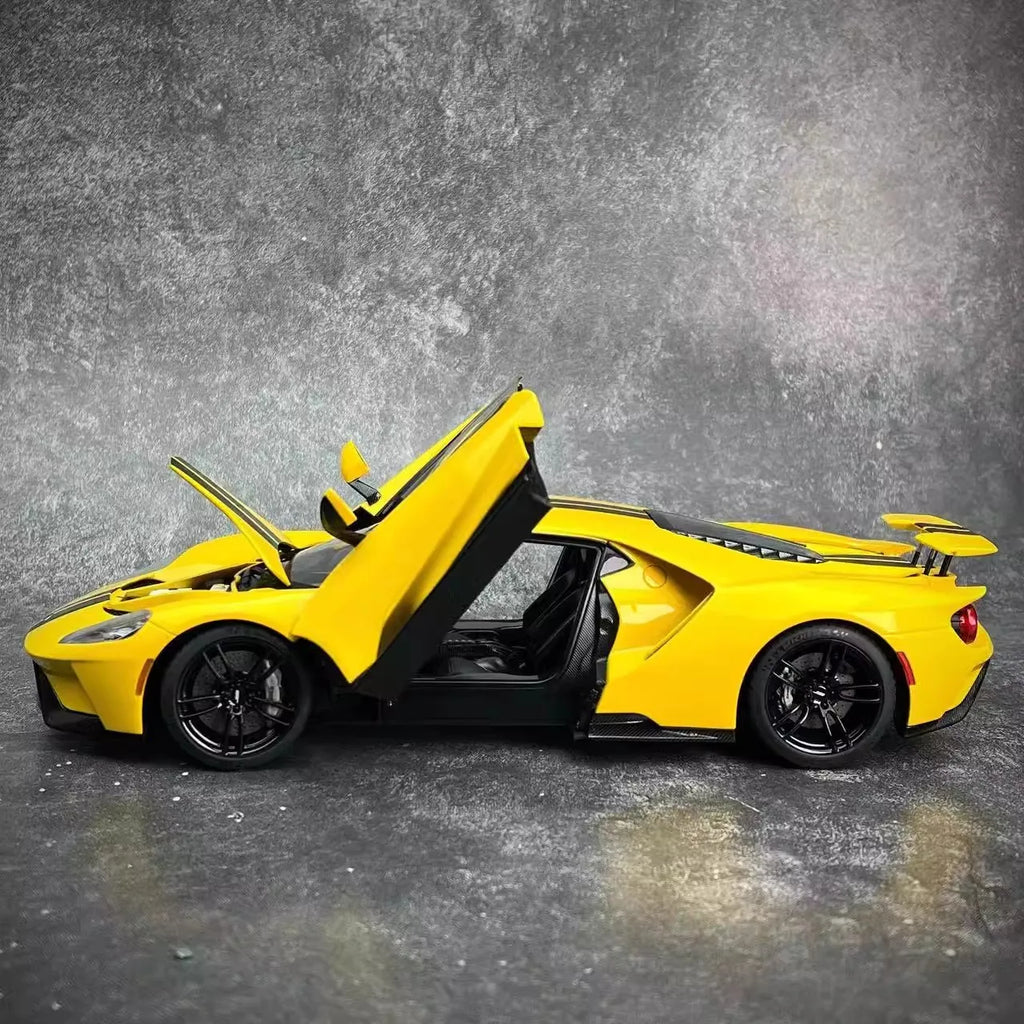 1:18  FORD GT 2017