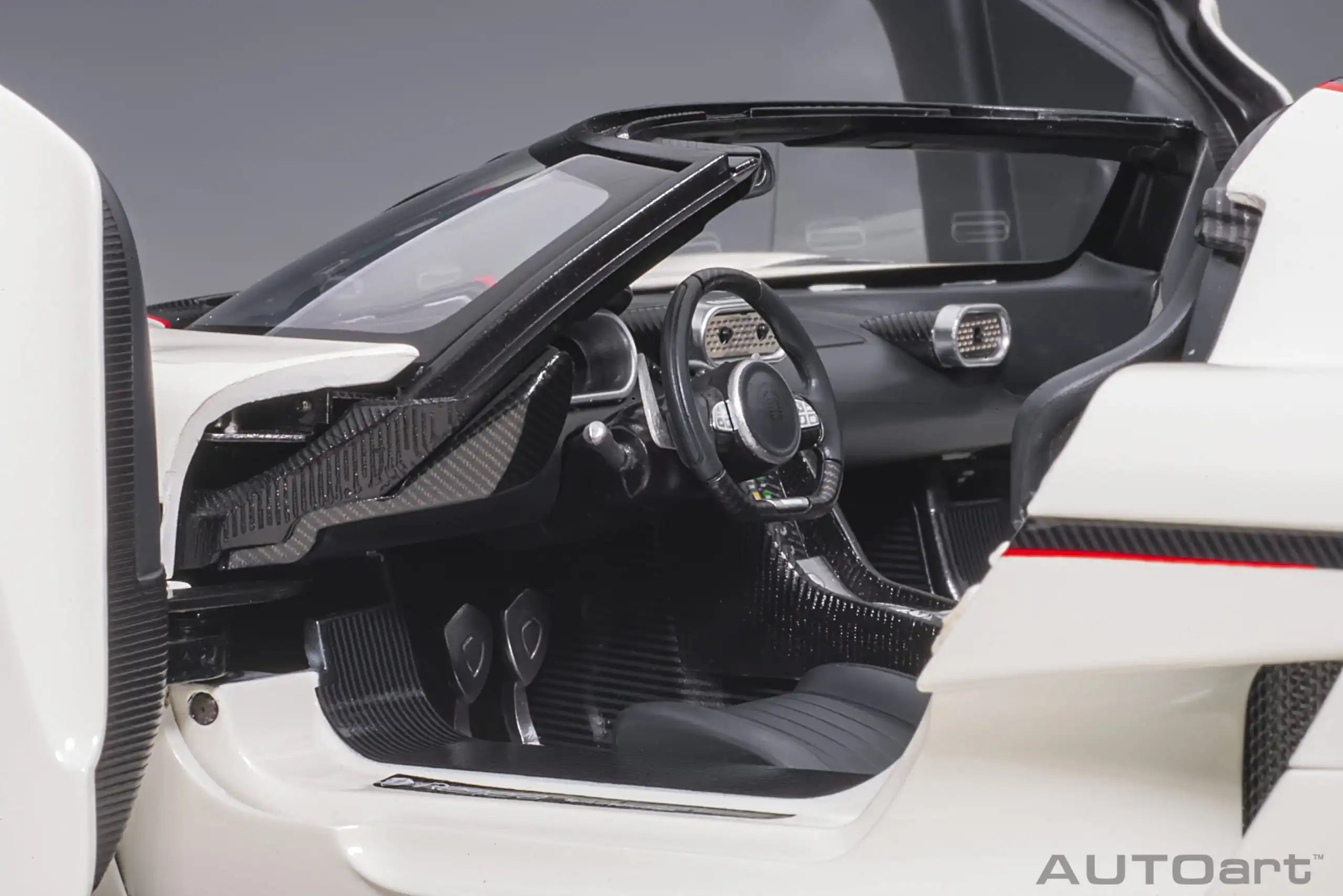 1:18 Koenigsegg Regera