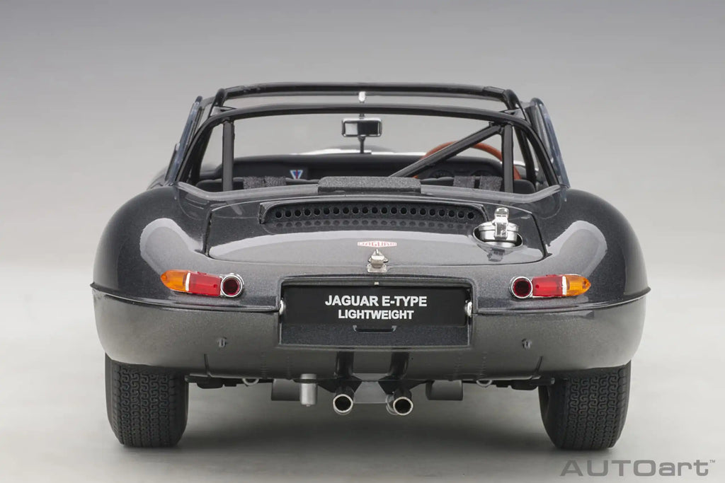 1:18 Jaguar Lightweight E-Type